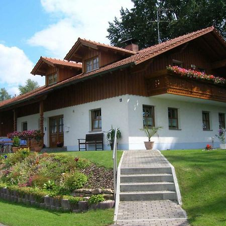 Ferienwohnung Cornelia Frisch Sankt Oswald-Riedlhuette Dış mekan fotoğraf
